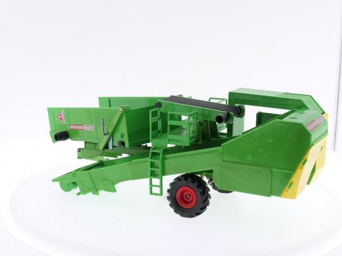 Schaal 1:32  SIKU 3856  Wuhlmaus Aardappelrooier #3491, Hobby en Vrije tijd, Modeltreinen | Overige schalen, Zo goed als nieuw