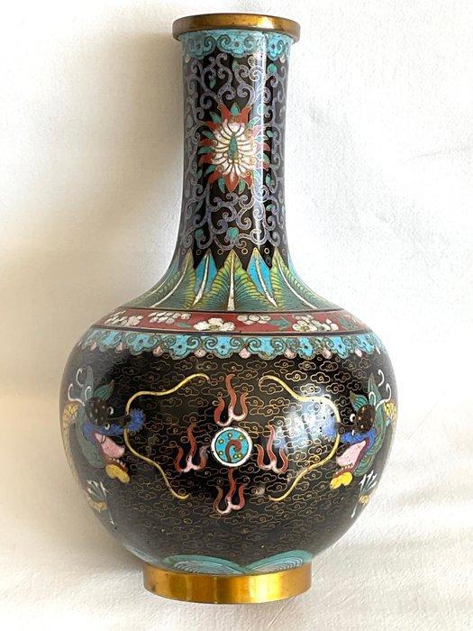 Vaas - en vide-poches schaaltjes , Cloisonnée versierd met, Antiek en Kunst, Antiek | Overige Antiek