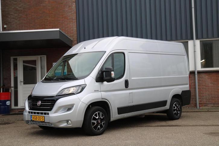 Fiat Ducato 30 2.3 MultiJet L2H2 / Trekhaak / Camera / Navi, Auto's, Bestelauto's, Onderhoudsboekje, Lease, Overige kleuren, Handgeschakeld