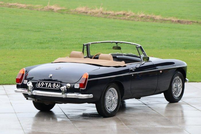 MG - B Roadster - 1973, Auto's, Oldtimers