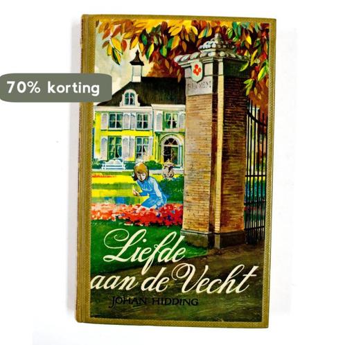 Liefde aan de vecht 9789024251612 Hidding, Boeken, Streekboeken en Streekromans, Zo goed als nieuw, Verzenden
