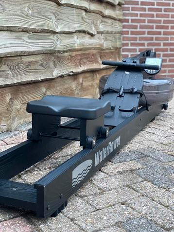 WaterRower All Black / Shadow Roeitrainer Nieuwstaat beschikbaar voor biedingen