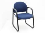 Vergaderstoel Ahrend 4200 - stoffering donkerblauw - slede, Werkplek, Ophalen of Verzenden, Gebruikt, Overige typen