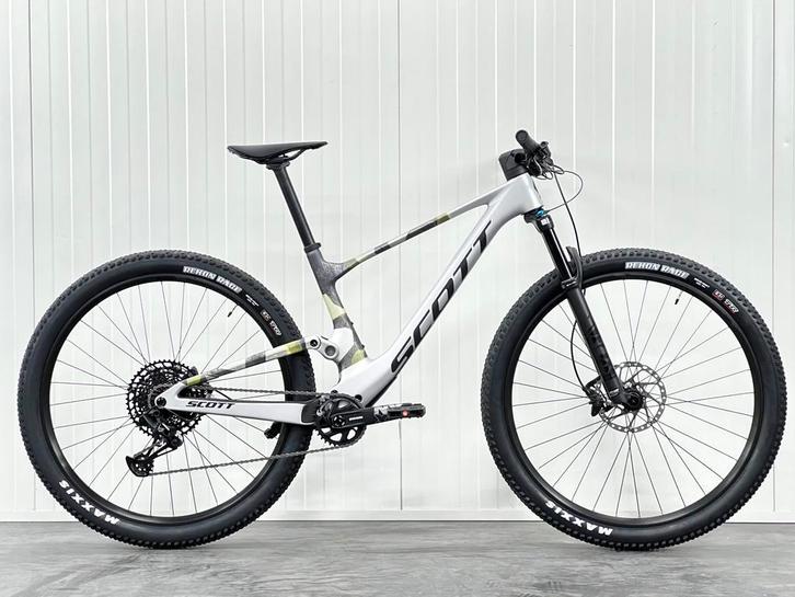 Scott Spark RC Comp 2025 fully Medium Carbon VAN €3999 VOOR, Fietsen en Brommers, Fietsen | Mountainbikes en ATB, Fully, 45 tot 49 cm