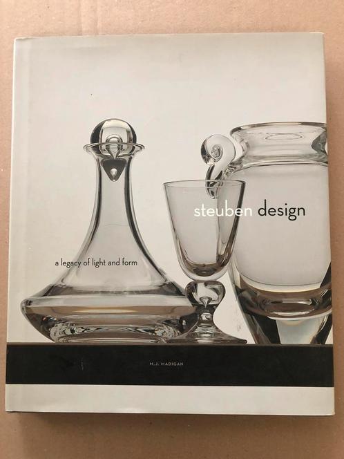 Glaskunst - Steuben Design - A Legacy of Light and Form, Antiek en Kunst, Antiek | Glas en Kristal, Ophalen of Verzenden