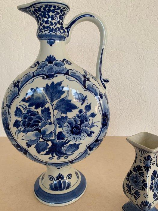 De Porceleyne Fles, Delft - Vaas (2) - maanvaas en miniatuur, Antiek en Kunst, Antiek | Glas en Kristal