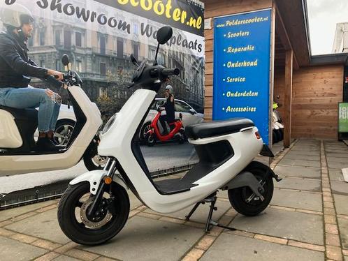 NIU M1 bjr 2020 / 695km nieuwstaat + nog 50 x occasions, Fietsen en Brommers, Snorfietsen en Snorscooters, Elektrisch, Zo goed als nieuw