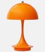 Louis Poulsen - Verner Panton - Tafellamp - opaline oranje, Antiek en Kunst, Antiek | Lampen
