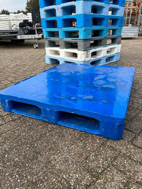 Kunststof pallets, kunststof pallet, pallet, kunststof, Doe-het-zelf en Verbouw, Kratten en Dozen, 100 cm of meer, Gebruikt, Overige typen