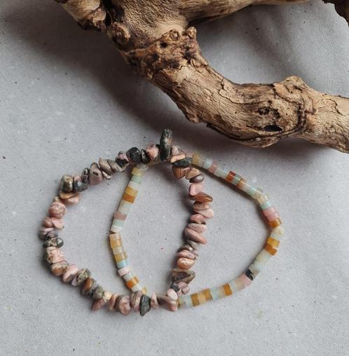 Handgemaakte edelsteen dubbel armband Rhodoniet chips en, Sieraden, Tassen en Uiterlijk, Armbanden