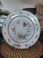 Bord (2) - Porselein - Qianlong 18e plat 28,5 cm., Antiek en Kunst