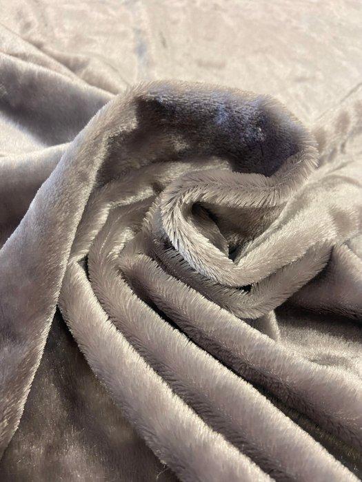 Spectaculair stuk zeer zachte pels in parelgrijs / tortora,, Antiek en Kunst, Antiek | Kleden en Textiel