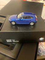 BMW 1:43 - Model sportwagen - BMW 1er BMW 1Series, Hobby en Vrije tijd, Modelauto's | 1:5 tot 1:12, Nieuw