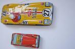 2 x Sanko Seisakusho - 1 x Sanko MG modelnummer 4520 en 1 x