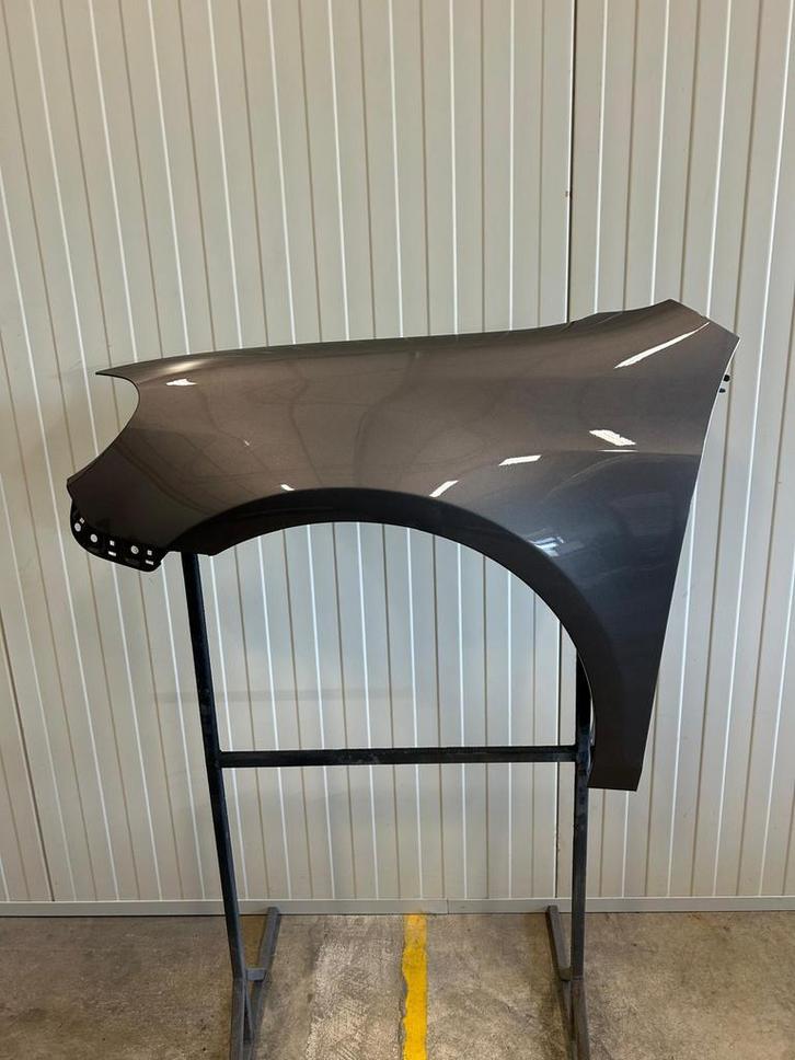 Spatbord linksvoor Volkswagen Golf 6 LA7T | United Grey, Auto-onderdelen, Carrosserie en Plaatwerk, Nieuw, Volkswagen, Voor, Links