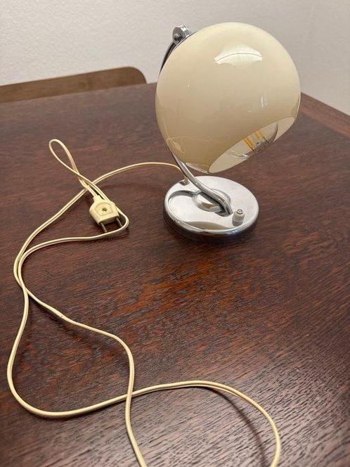 Tafellamp - Opaline glas - Bauhaus Stijl, Antiek en Kunst, Antiek | Lampen
