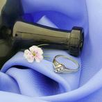 Gouden ring met diamant | 0,18 ct. (geelgoud, dames ring), 18 tot 19, Gebruikt, Overige kleuren, Ophalen of Verzenden