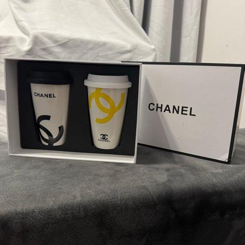 Chanel - Mok - Beenderporselein - Mug Sycomore - 2x, Antiek en Kunst, Antiek | Glas en Kristal