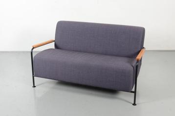 Colubi Sofa van Viccarbe designbank, paars, 4-poot onderstel beschikbaar voor biedingen