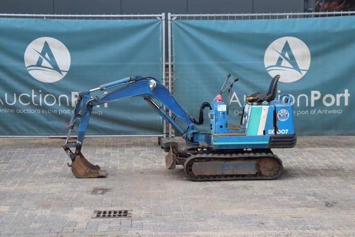 Veiling: Minigraver Kobelco SK007 Diesel, Zakelijke goederen, Machines en Bouw | Kranen en Graafmachines, Graafmachine, Ophalen