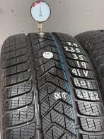 235/35/19 91V Pirelli winterbanden 7,9/7,5mm profiel 4 stuks, 19 inch, Gebruikt, 235 mm, Band(en)