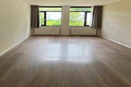 Studio Oostergoweg in Leeuwarden, Huizen en Kamers, Kamers te huur, 20 tot 35 m², Leeuwarden