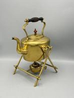 Messing en koper theepot met houder - Theepot - Messing,, Antiek en Kunst
