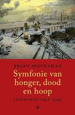 Symfonie van honger, dood en hoop 9789023488729, Gelezen, Brian Moynahan, Verzenden