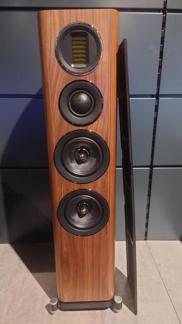Wharfedale EVO 4.3 - Hoogwaardige 3-weg vloerstaande speaker beschikbaar voor biedingen