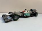 Minichamps 1:18 - Model raceauto - Mercedes AMG Petronas F1, Hobby en Vrije tijd, Modelauto's | 1:5 tot 1:12, Nieuw