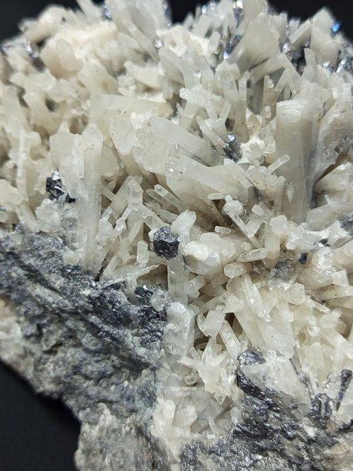 UNIEKE STUK KWARZ op GALENA (INDIAN CREEK), Verzamelen, Mineralen en Fossielen