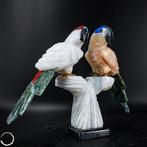 Mooie vogels op standaard (lapis lazuli, serpentine,