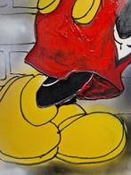 Henry Escobar - MICKEY REVEURE XL