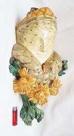 Pot - Gesluierde vrouw , scarabee en bloemen - Keramiek -, Antiek en Kunst, Antiek | Glas en Kristal