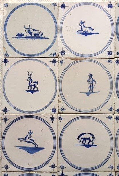 Tegel (20) - Diertegels - Friese Springertjes - ca 1850 -, Antiek en Kunst, Antiek | Glas en Kristal