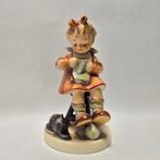 Goebel - Beeldje - Hummel #133 - Mothers Helper - TMK3 -