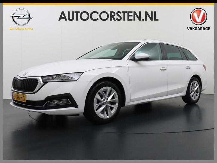 Zakelijke Lease |  Škoda Octavia Combi T 111PK Apple Carplay, Auto's, Skoda, Dealer onderhouden, Lease, Overige kleuren, Handgeschakeld