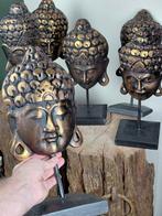 Beeld, 6 Grote houten Boeddha hoofden - op standaard - 36 cm