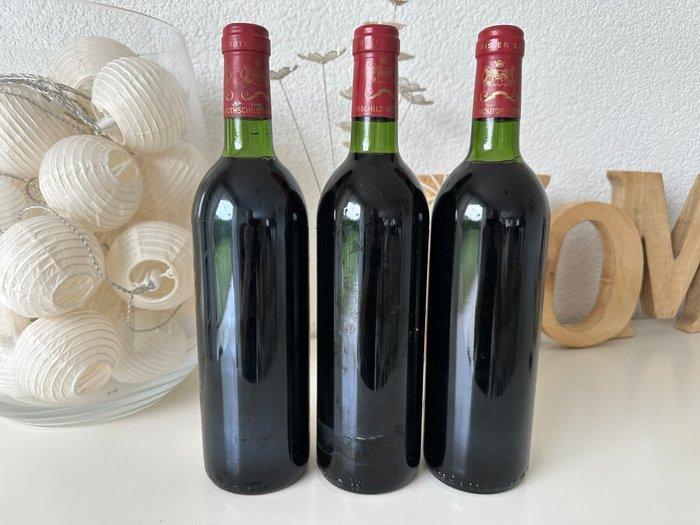 1979 1980 & 1981 Château Mouton Rothschild - Pauillac 1er, Verzamelen, Wijnen