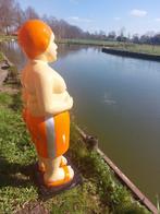 Beeld, old fat man in swimming orange shorts - 80 cm -