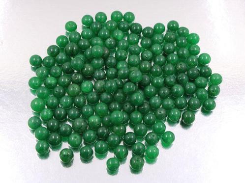 173 smaragdgroene echt prachtige handgemaakte ronde kralen, Verzamelen, Mineralen en Fossielen