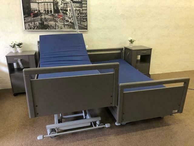 twee 2-persoons elektrische boxsprings senioren koppelbed, Huis en Inrichting, Slaapkamer | Bedden, Zo goed als nieuw, Verstelbaar