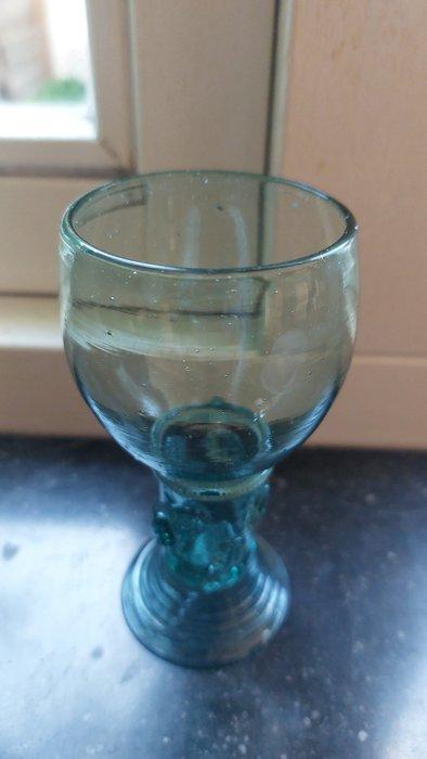 Wijnglas - roemer circa 1750 - waldglas, Antiek en Kunst, Antiek | Glas en Kristal