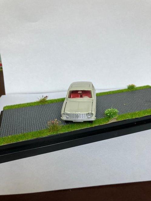 Dinky Toys 1:43 - Modelauto - Peugeot 204 - Origineel, Hobby en Vrije tijd, Modelauto's | 1:5 tot 1:12