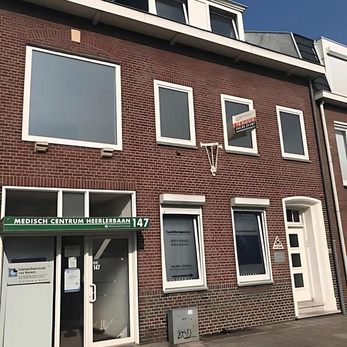 Ruim appartement met 4 slaapkamers en balkon gevonden in Hee, Huizen en Kamers, Huizen te huur, Direct bij eigenaar, Appartement