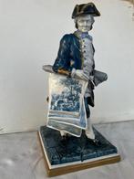 L.Fabris - Beeldje - uomo storico con abiti settecenteschi,, Antiek en Kunst, Antiek | Glas en Kristal