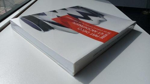 Book - Art Deco and Modernist Glass - from Charles Catteau, Antiek en Kunst, Antiek | Glas en Kristal