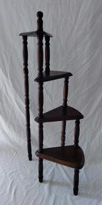 Plank - Trapvormige plank - Gelakt notenhout - staal, Antiek en Kunst, Curiosa en Brocante