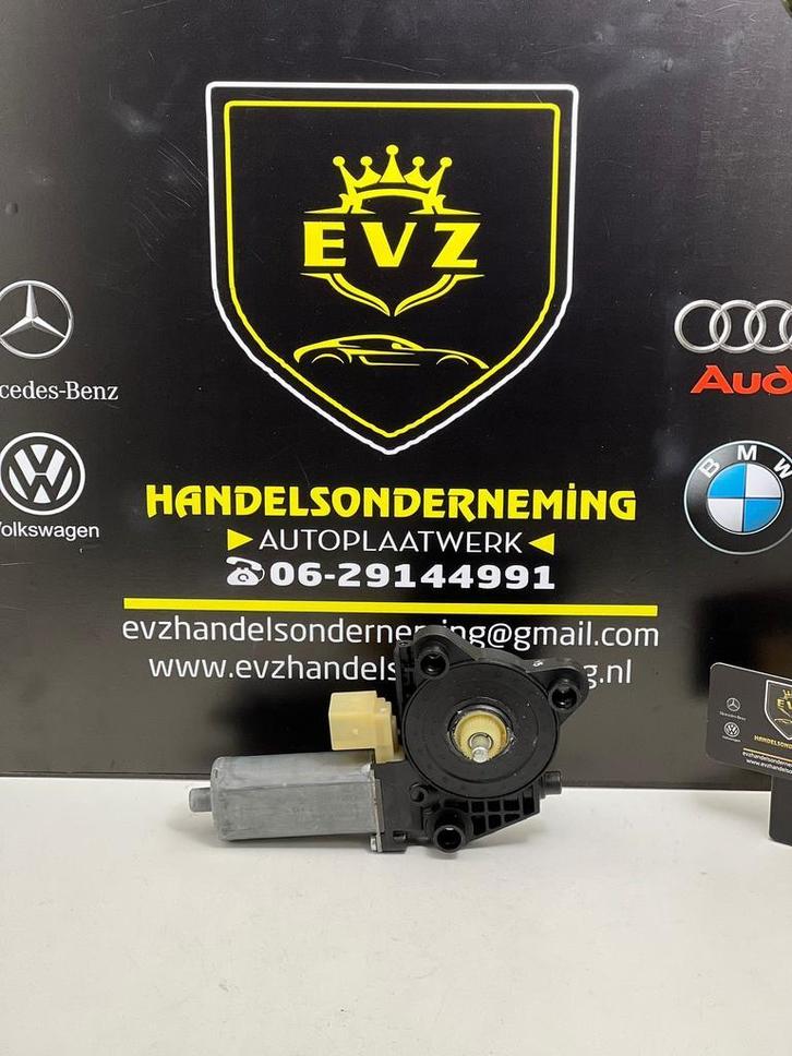 Mercedes C200 Raammotor links achter bj.2005 Art.A2038202942, Auto-onderdelen, Ruiten en Toebehoren, Gebruikt, Mercedes-Benz