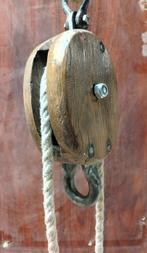 Ship’s pulley - Hout, IJzer